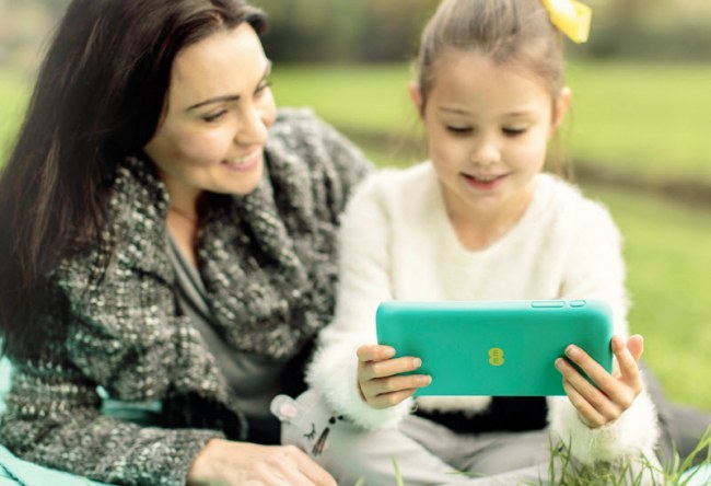 EE представила планшет Robin, предназначенный для детей и их родителей